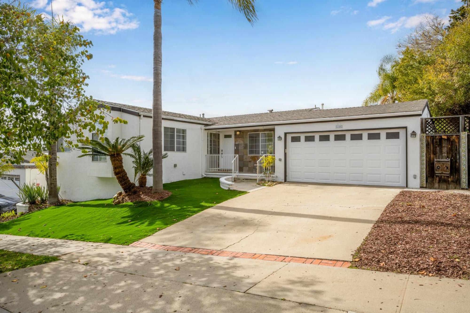 Spacious With 7 Beds Minutes From Mission Bay San Diego