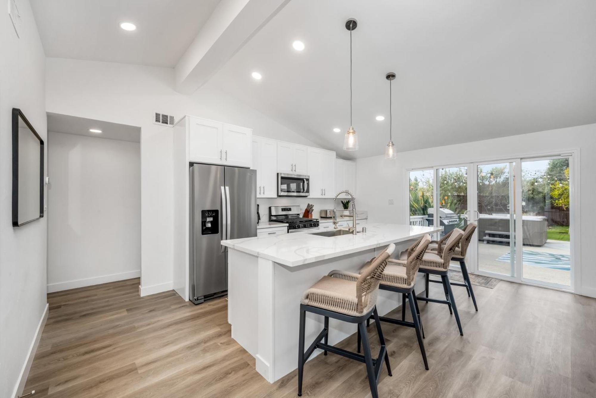 Spacious With 7 Beds Minutes From Mission Bay Holiday home *