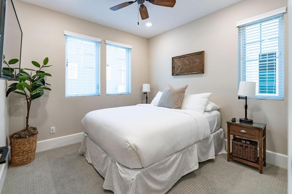 Pristine And Luxe, Steps To Mission And Bay! Holiday home San Diego