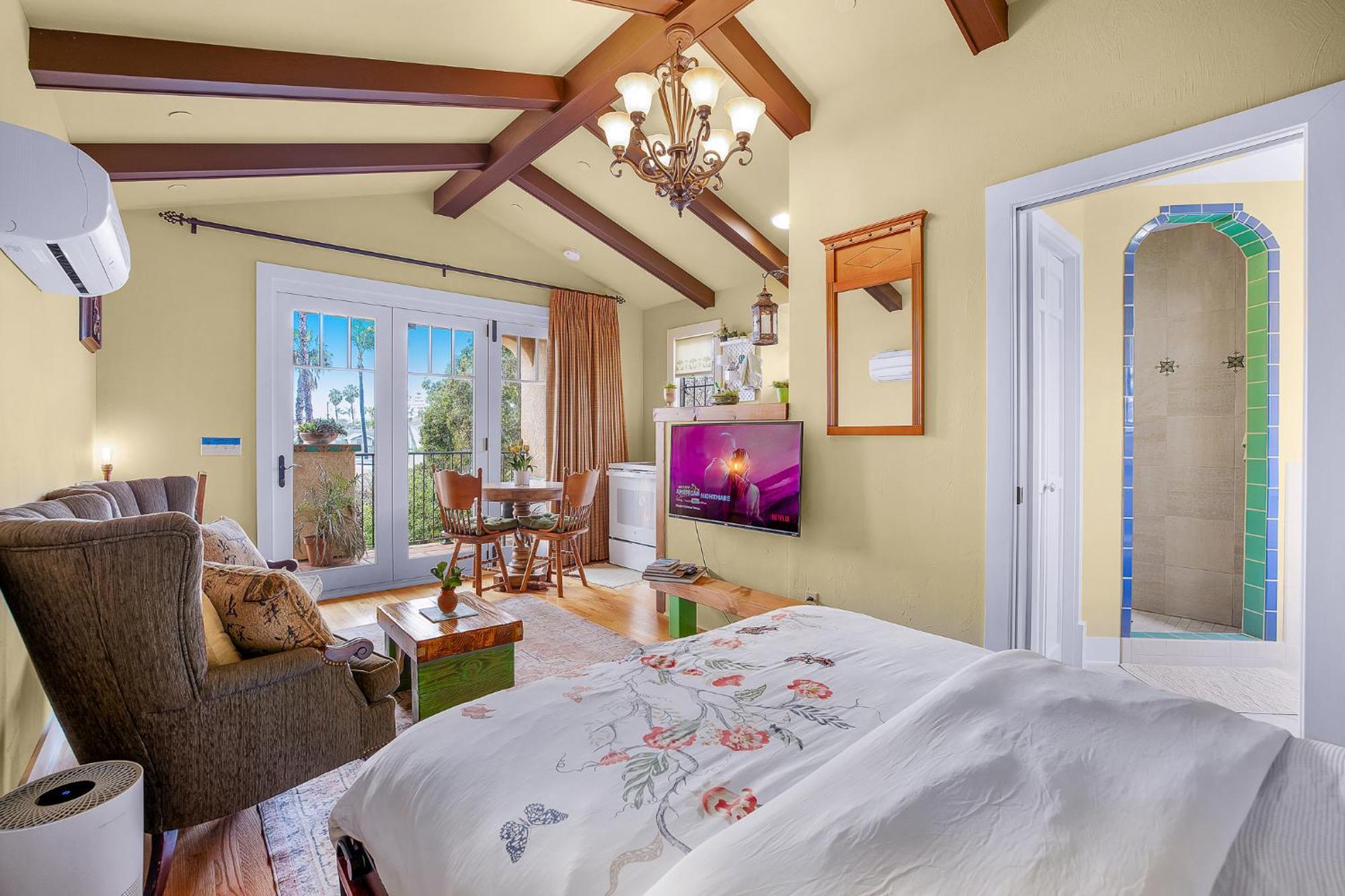 Apartment Spanish Style Cozy San Diego
