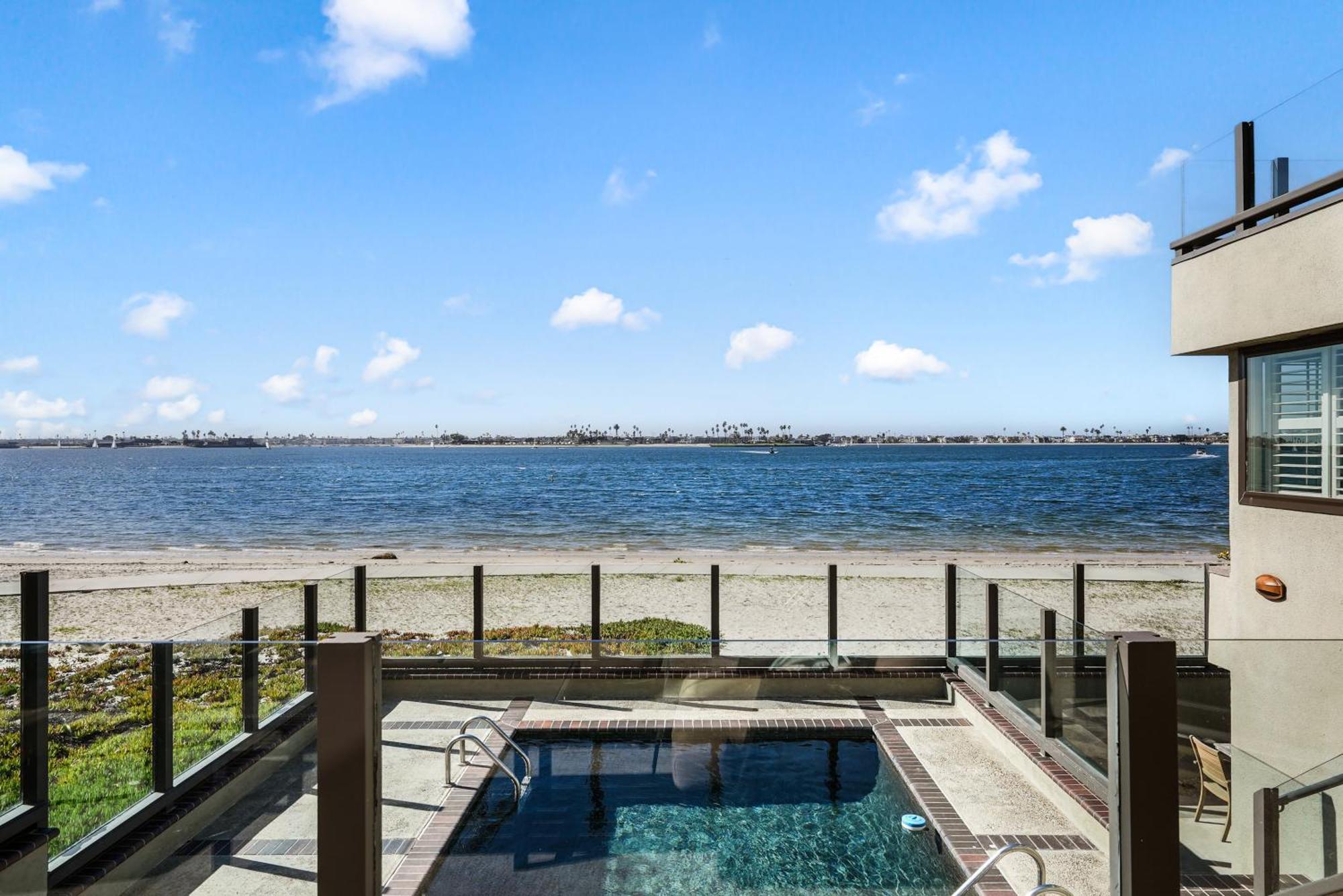 Mission Bay Dreams - W Bay Access, Parking, Pool & Сasa de vacaciones *