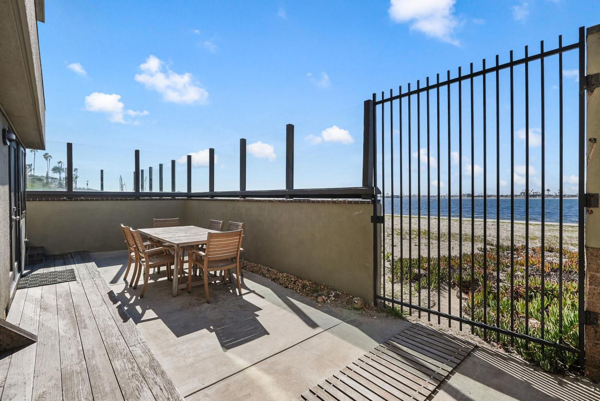 Mission Bay Dreams - W Bay Access, Parking, Pool & Сasa de vacaciones