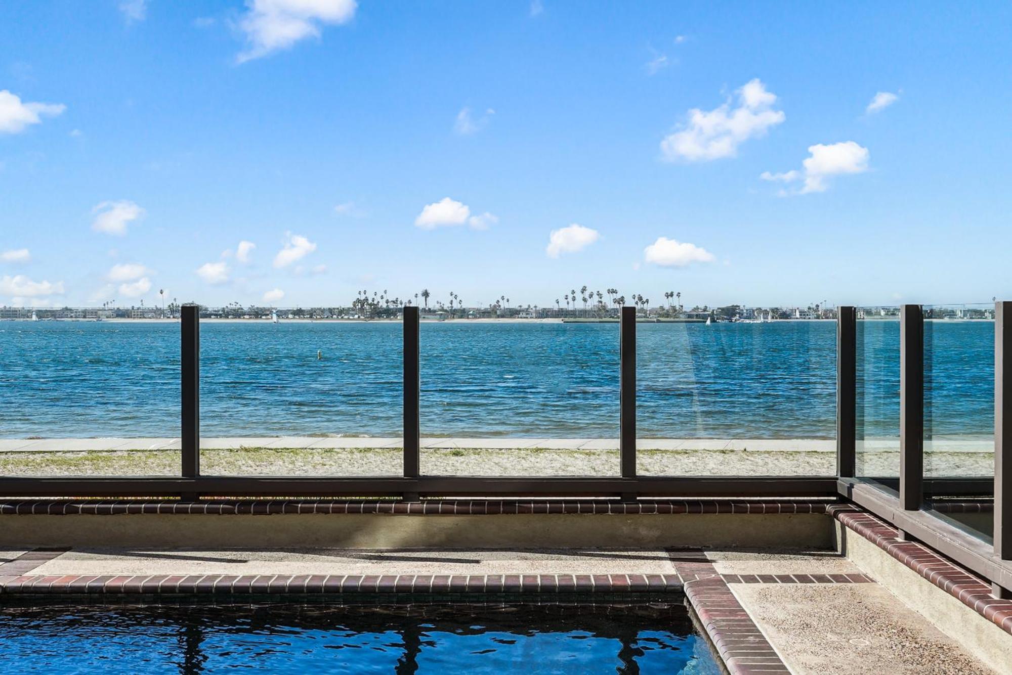 Mission Bay Dreams - W Bay Access, Parking, Pool & *
