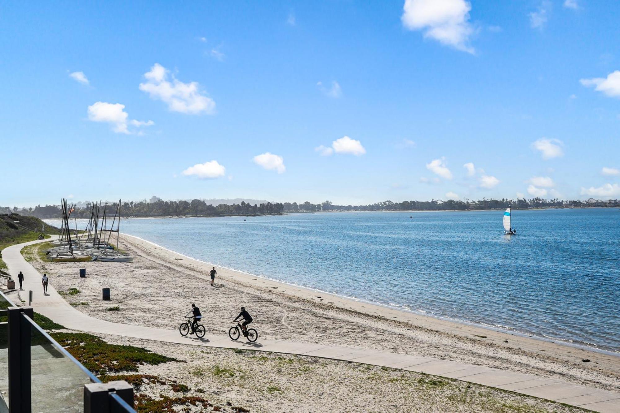 Mission Bay Dreams - W Bay Access, Parking, Pool & Сasa de vacaciones San Diego