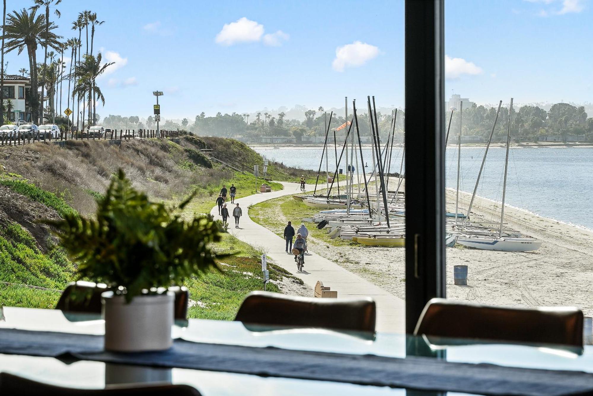 Mission Bay Dreams - W Bay Access, Parking, Pool & Сasa de vacaciones *