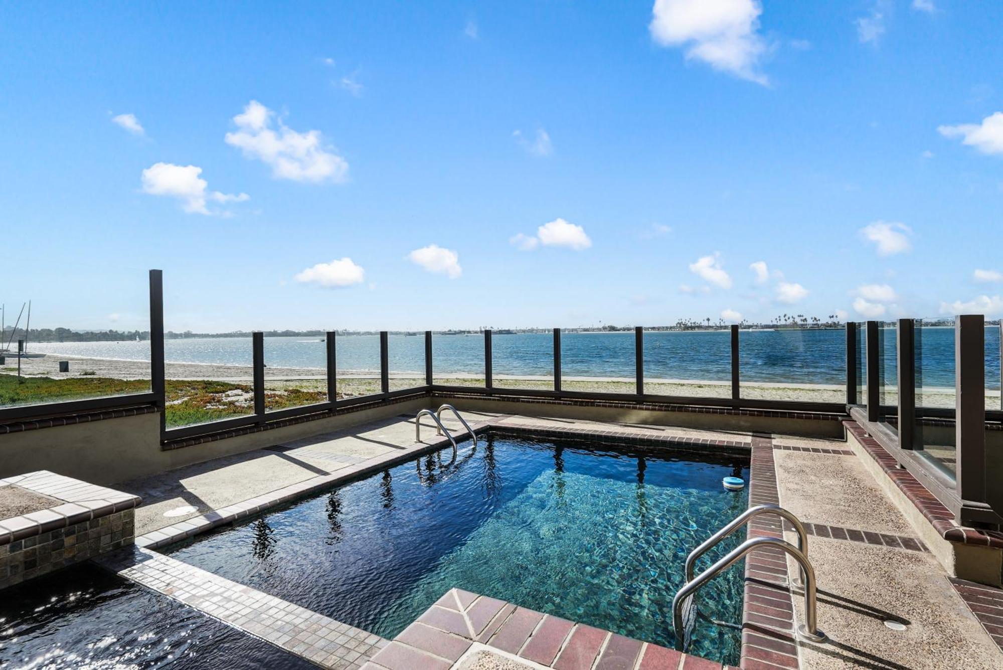 Mission Bay Dreams - W Bay Access, Parking, Pool & Сasa de vacaciones *