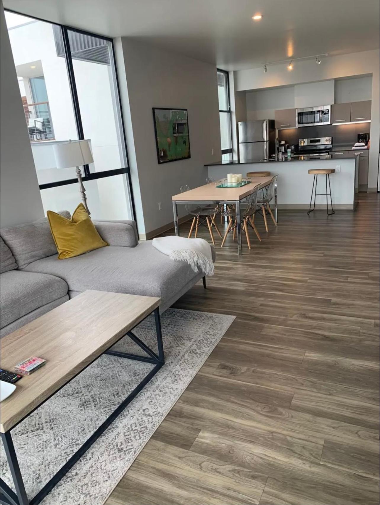Water & Views 2-bedroom In Little Italy San Diego