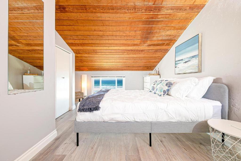 Stunning Ocean Views - Recently Renovated & Warm Sunsets San Diego