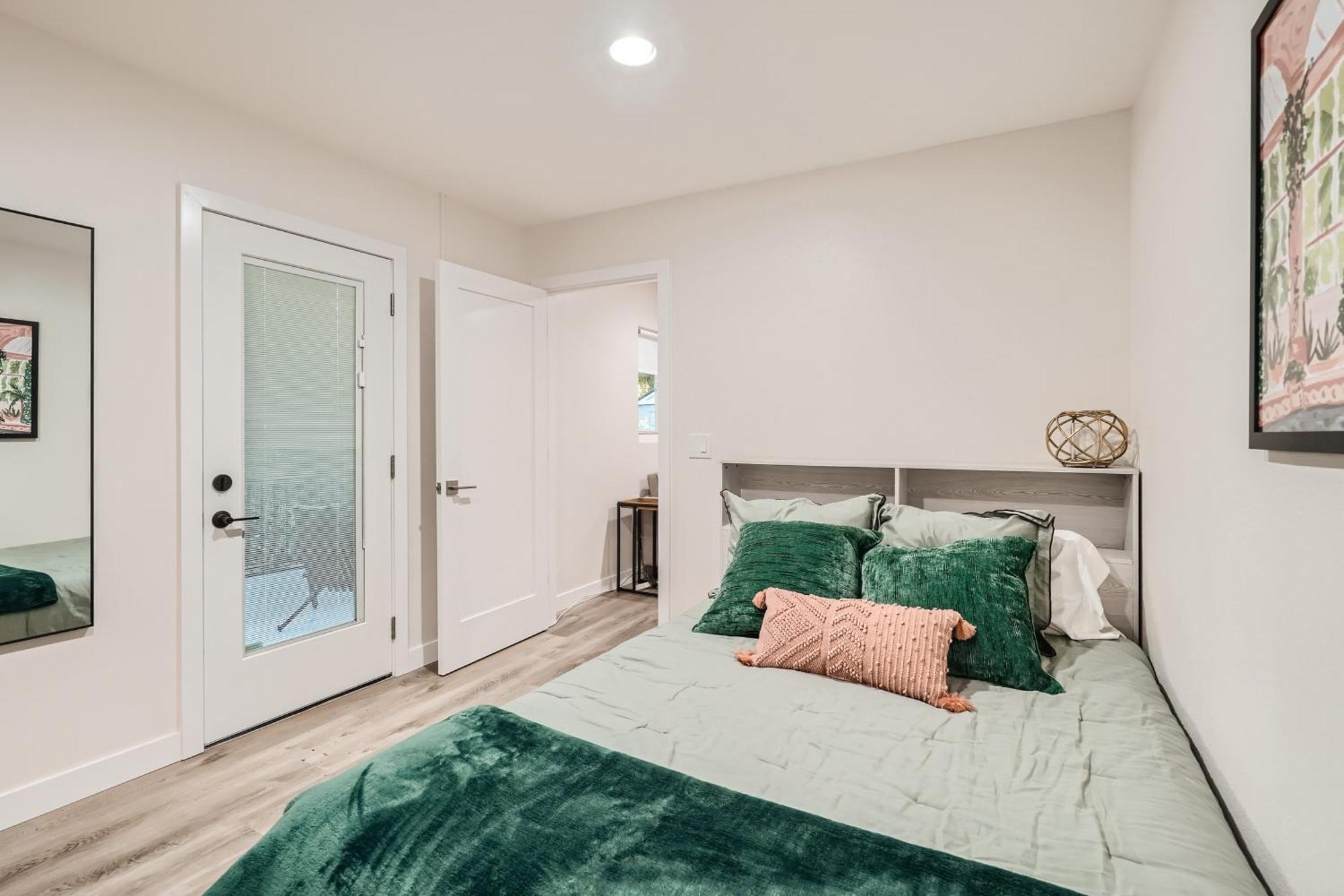 2-1 Getaway Near Major Attractions Apartment San Diego