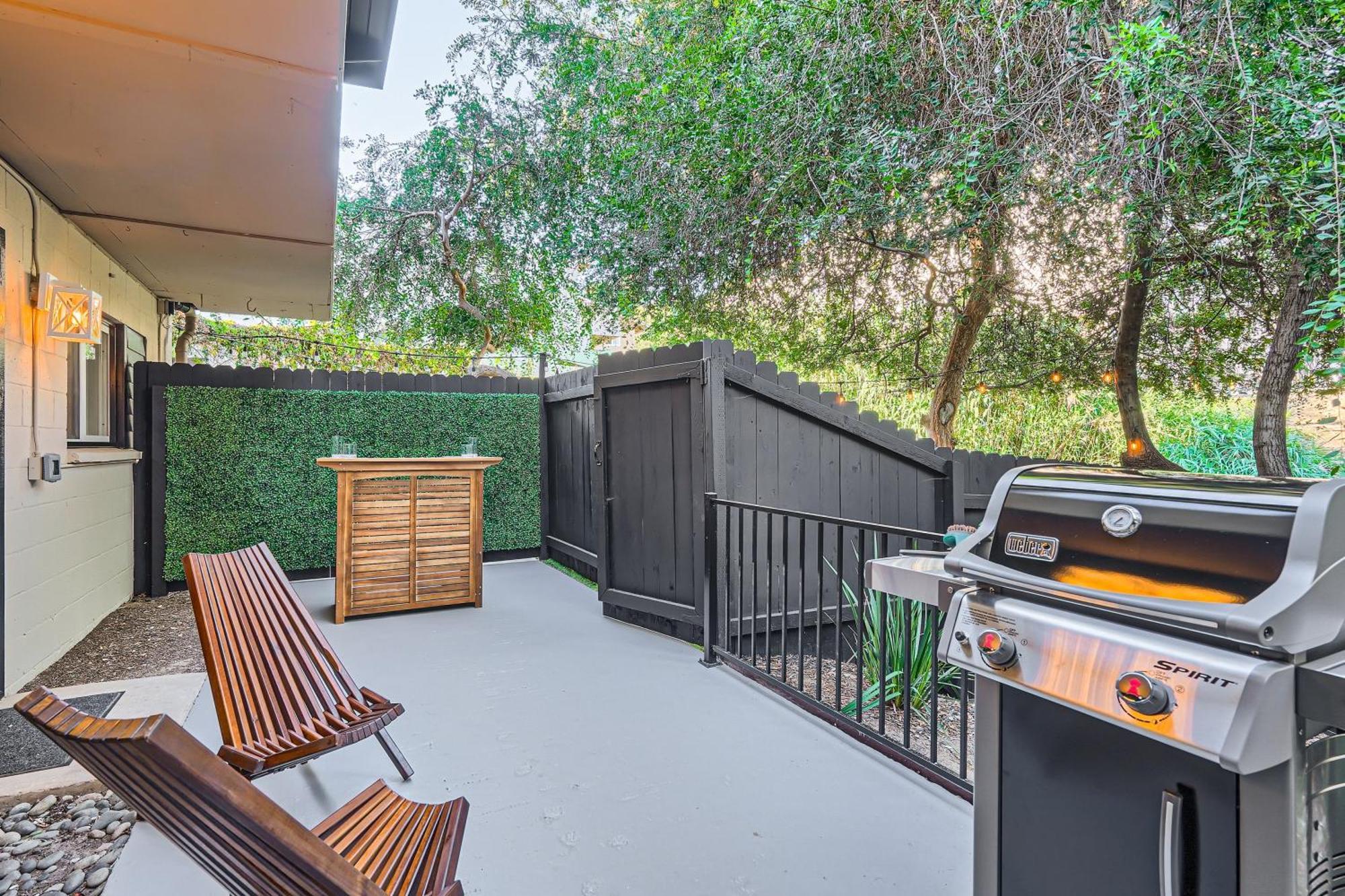 Apartment 2-1 Getaway Near Major Attractions *