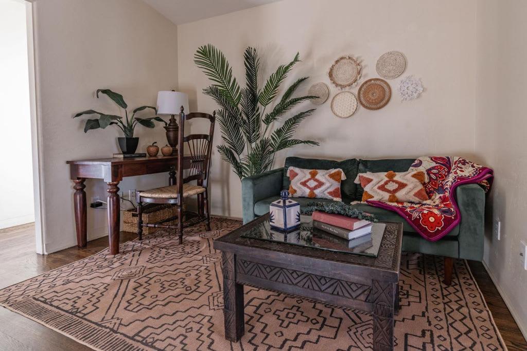 Ocean View Spanish Beauty Half Block To Holiday home *
