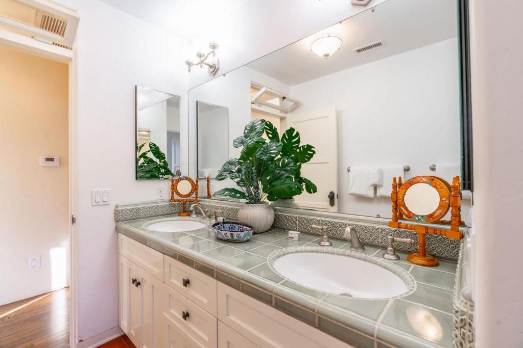 Ocean View Spanish Beauty Half Block To