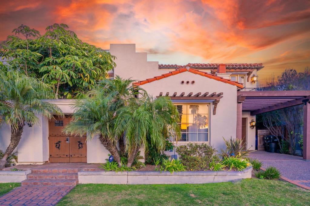 Holiday home Ocean View Spanish Beauty Half Block To