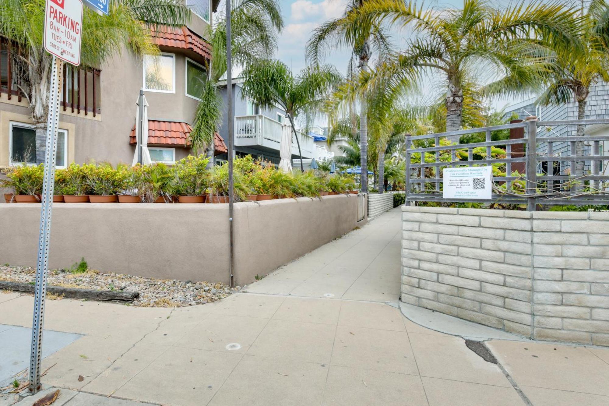 Holiday home With Deck Walk To Mission Beach! *