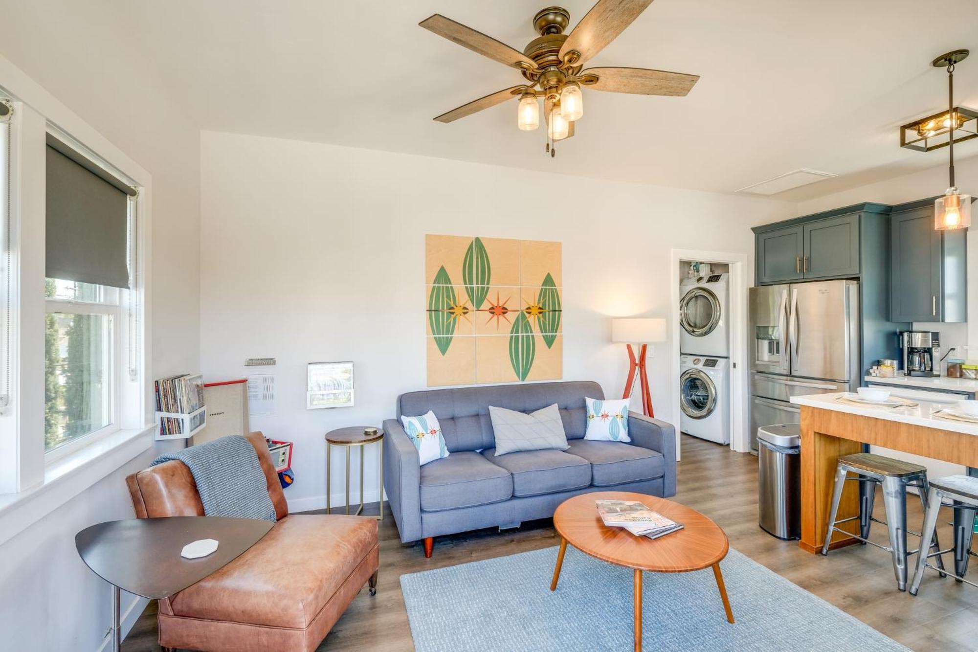 Apartment With Patio And Hot Tub