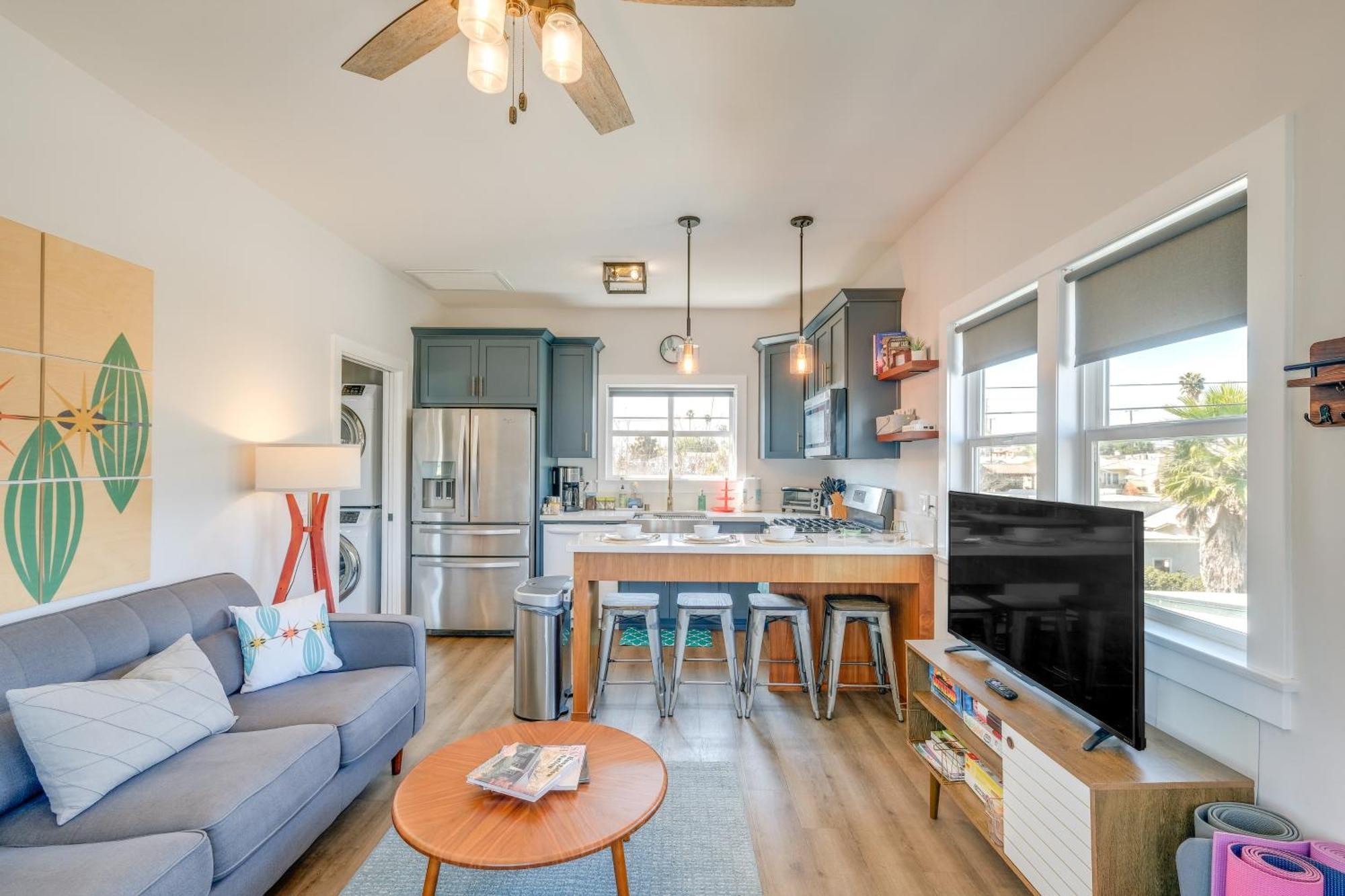 Apartment With Patio And Hot Tub