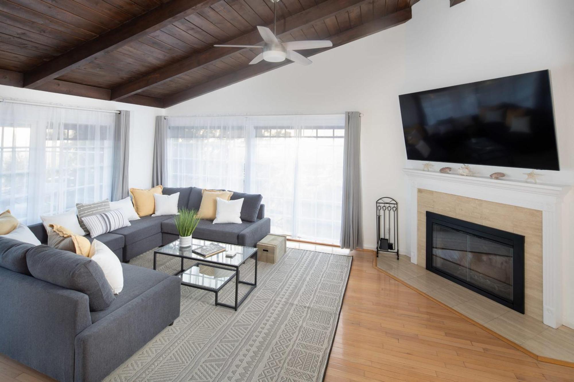 3 Bedroom With Ocean View Jacuzzi And Parking Holiday home San Diego