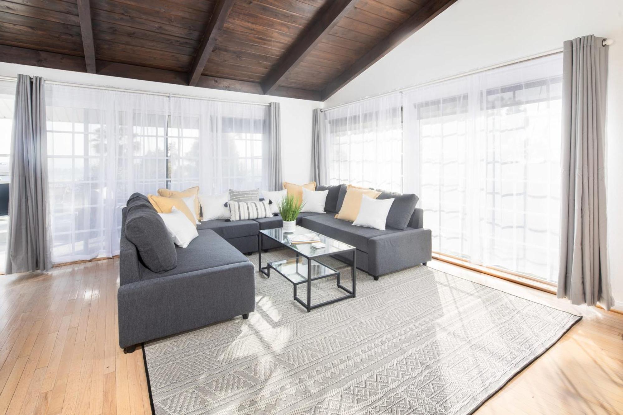 3 Bedroom With Ocean View Jacuzzi And Parking * San Diego