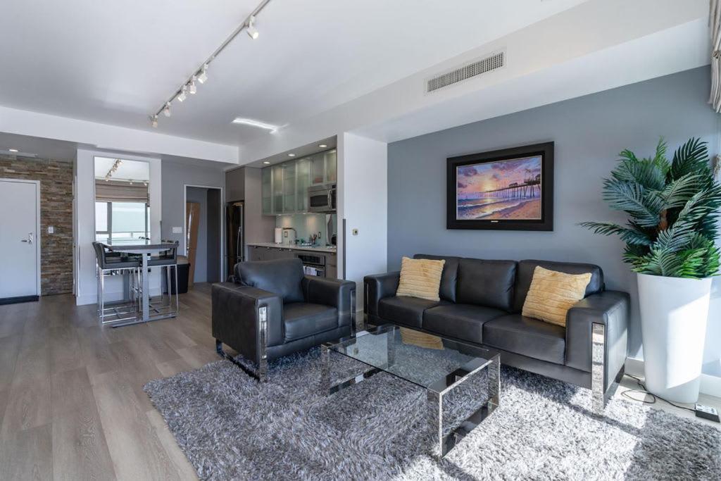 Holiday home Skyline Escape In The Heart Of Downtown