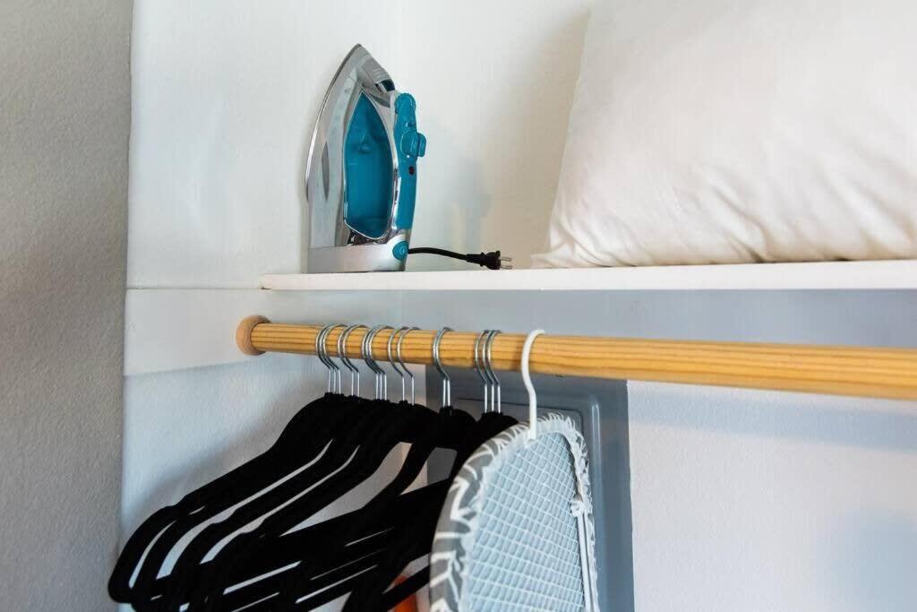 Healthcare-professionals-king-freeparking-wifi-pet Apartment *