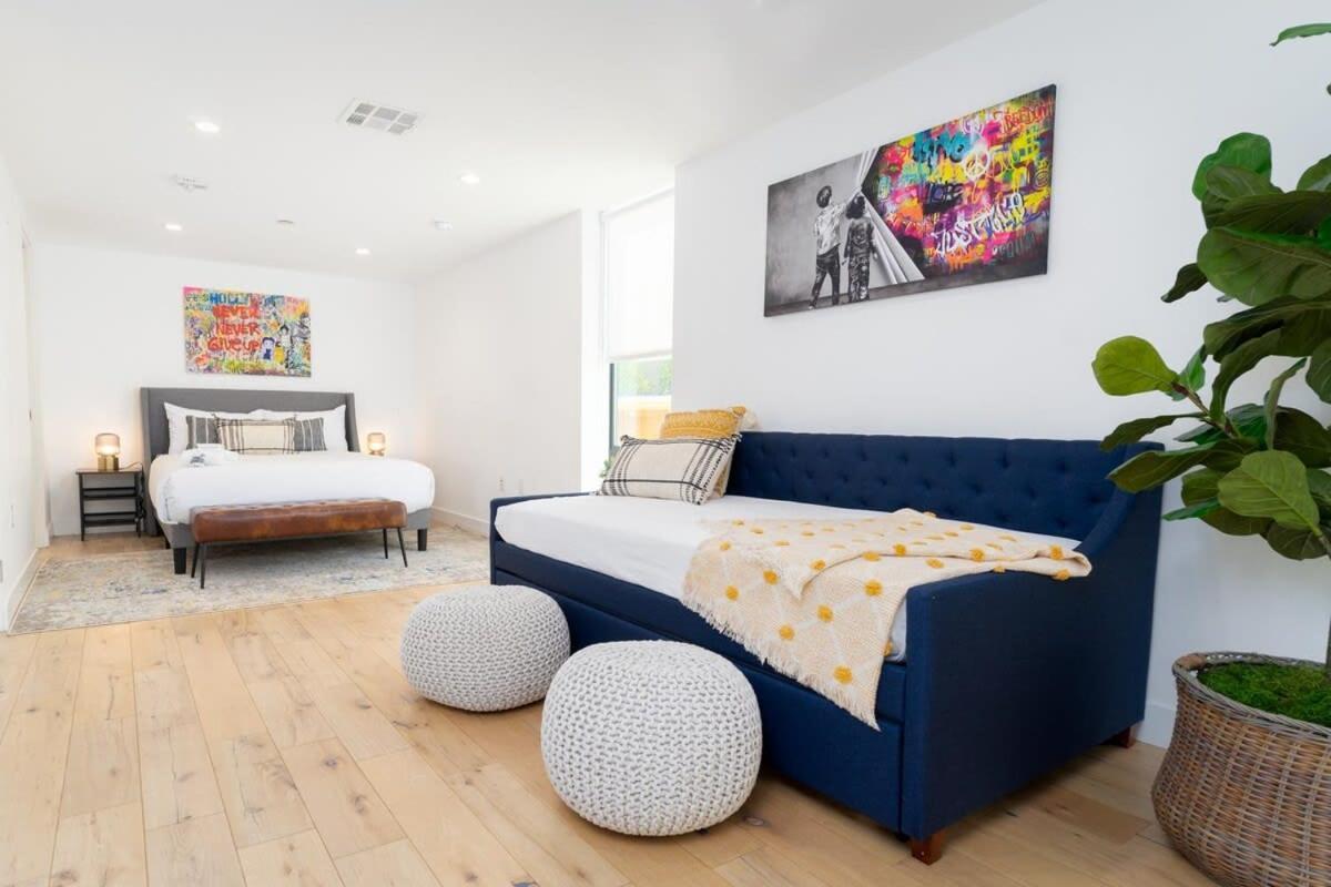 Bright And Trendy 2-story Bankers Hill San Diego