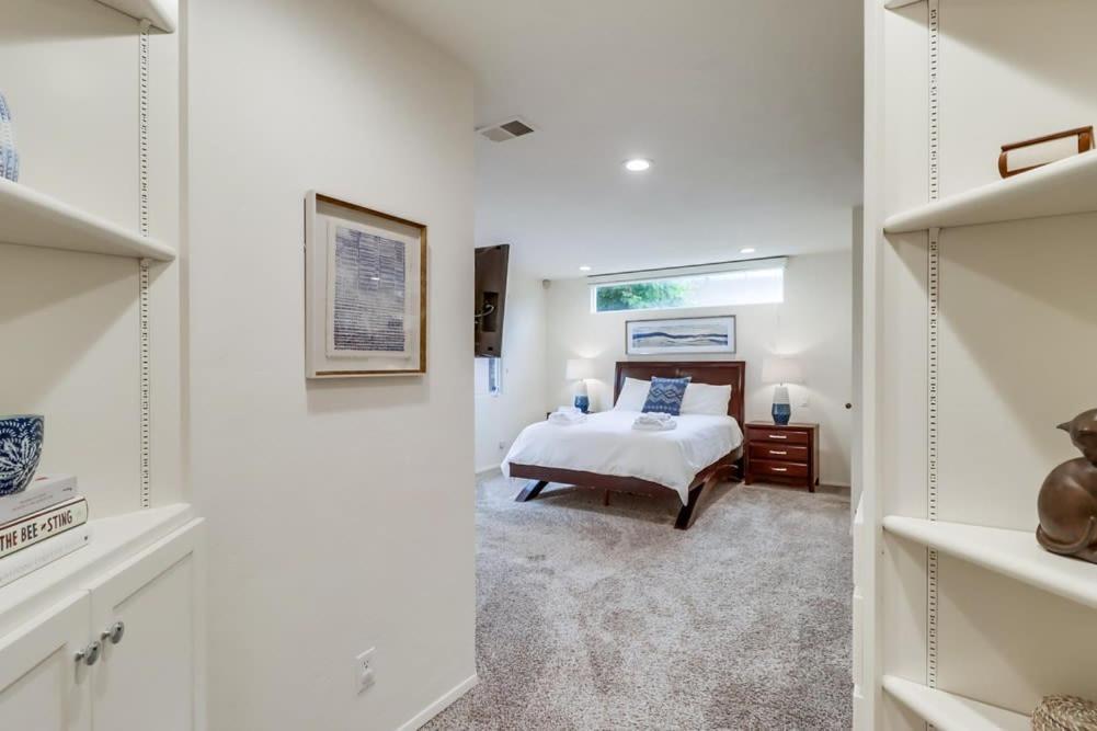 Ocean & Bay Views Pool & Hot Tub Rooftop Patio * San Diego