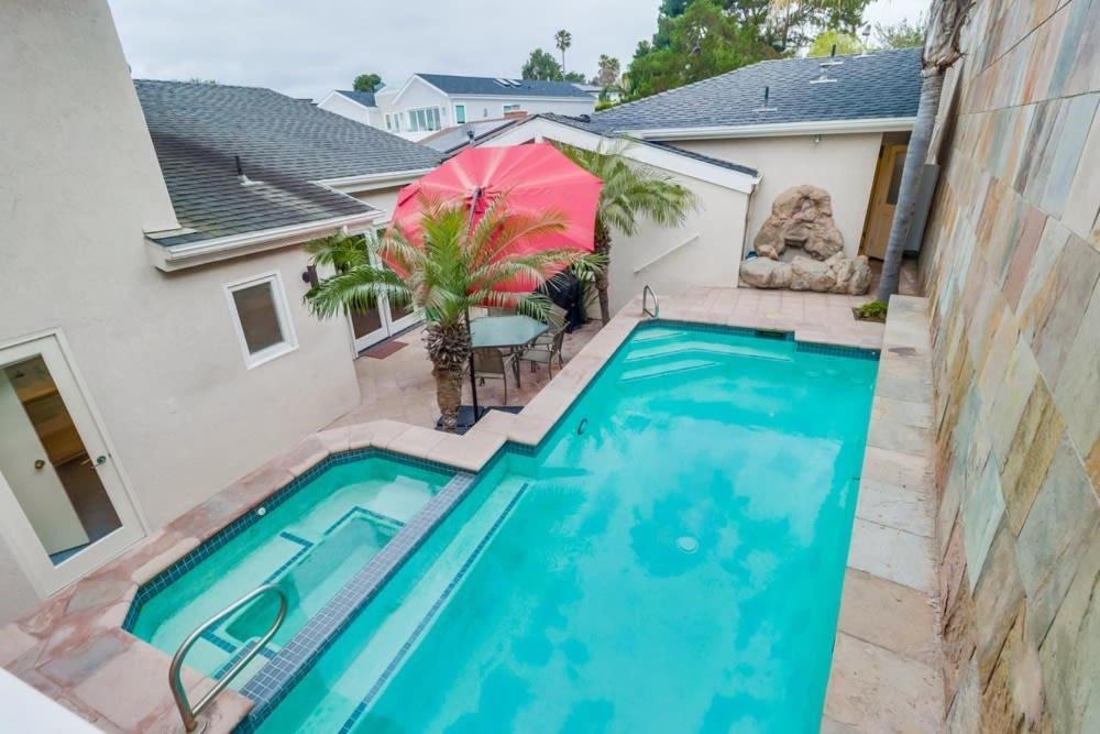 Ocean & Bay Views Pool & Hot Tub Rooftop Patio