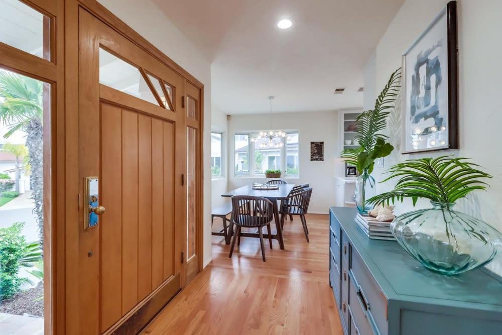Ocean & Bay Views Pool & Hot Tub Rooftop Patio *