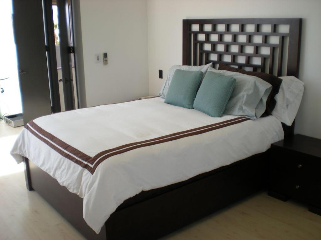 Stunning View Mission Bay Luxury Private Pool Holiday home *