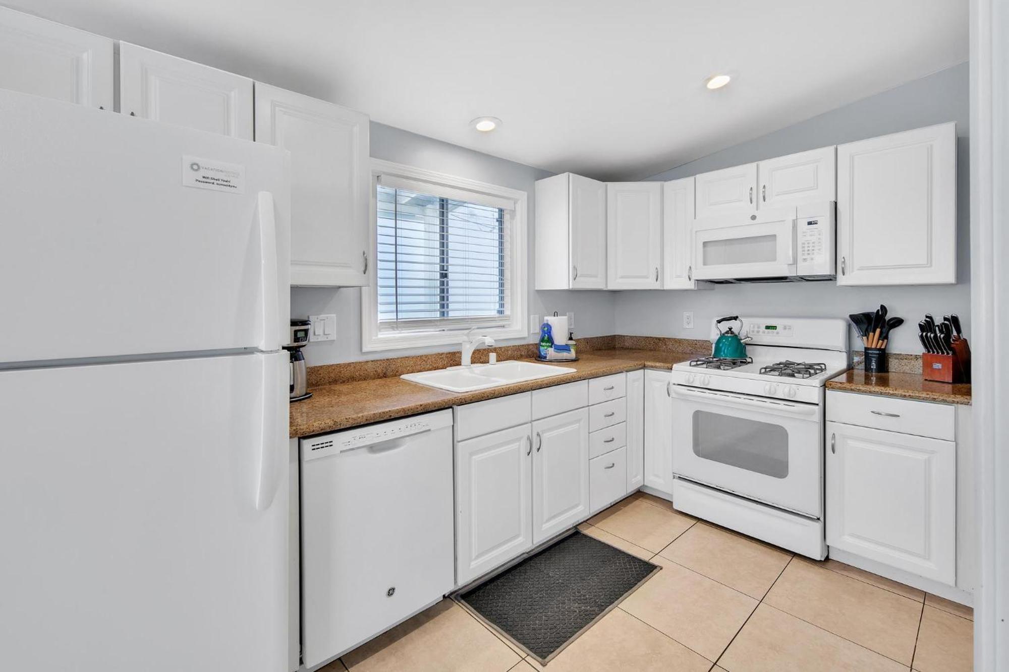 Stunning Haven! Steps To The & Pet Friendly! *