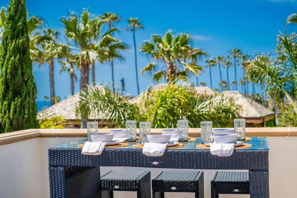 Mediterranean Beauty With Rooftop Deck And Views *
