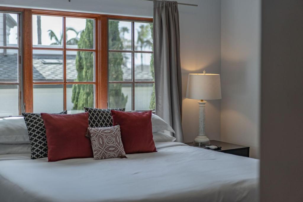 Holiday home Mediterranean Beauty With Rooftop Deck And Views *