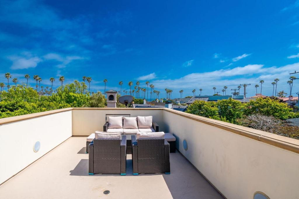 Mediterranean Beauty With Rooftop Deck And Views * San Diego