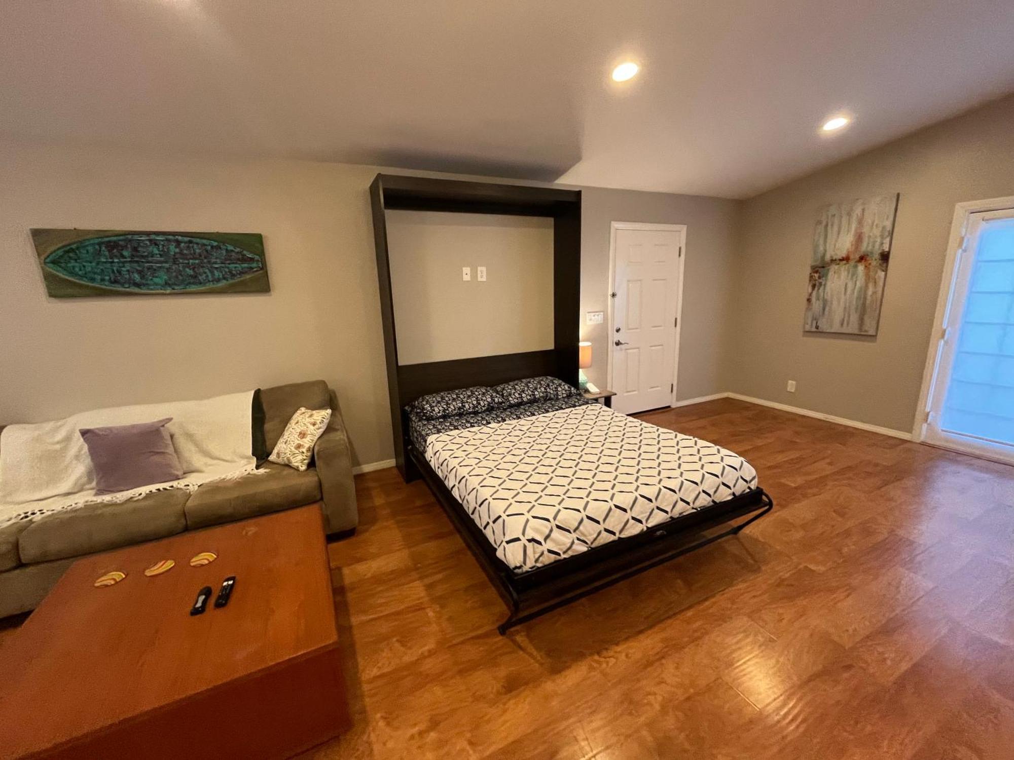 La Jolla Cove Village Shops Dining Parking Holiday home San Diego