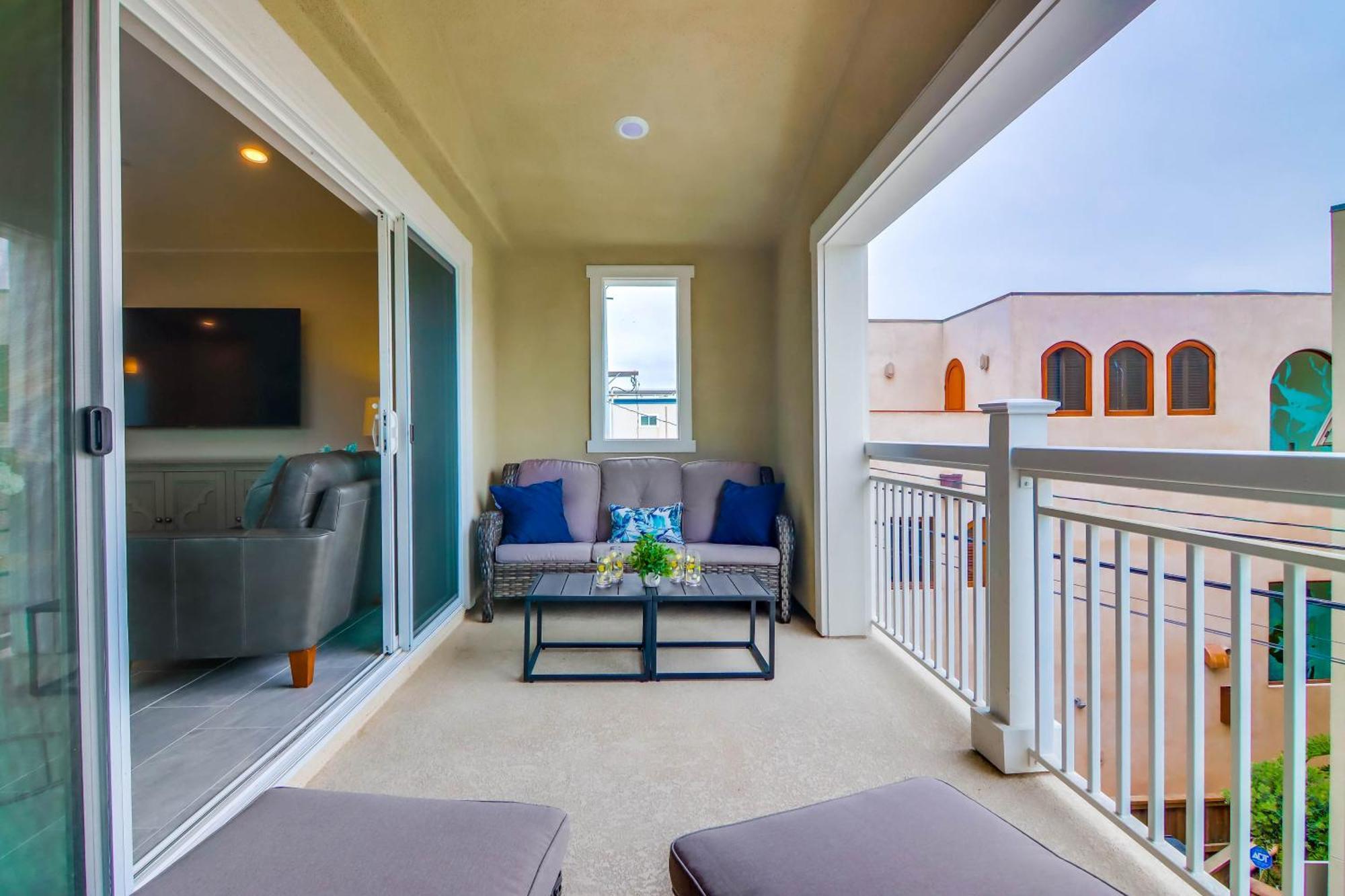 Newly Built Bayside Dream, Fire Pit & Bay Views *