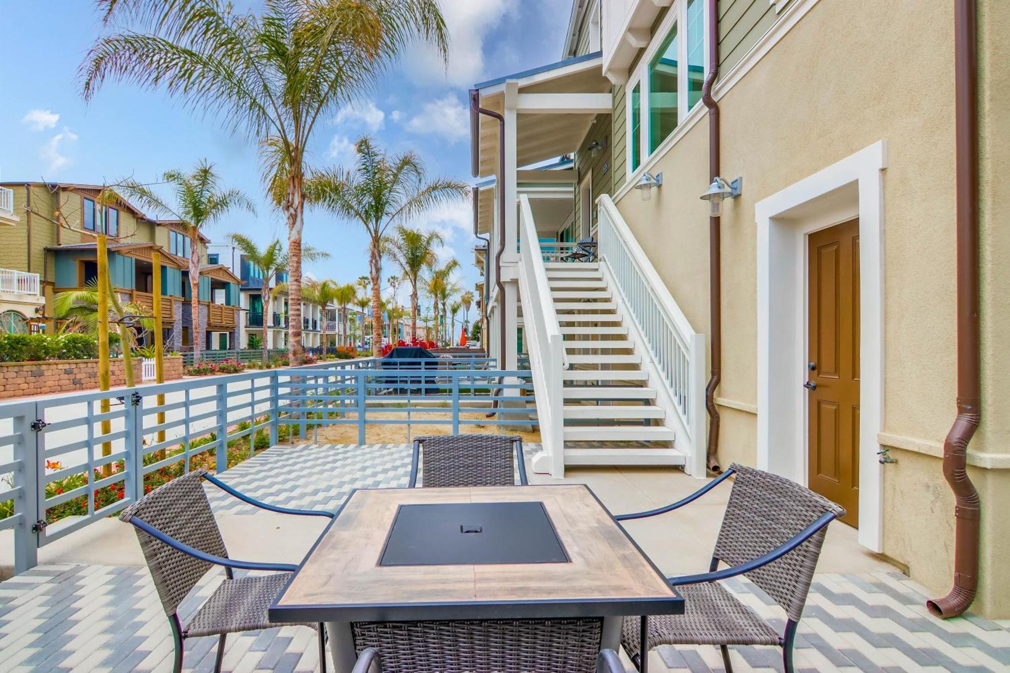 Newly Built Bayside Dream, Fire Pit & Bay Views * San Diego