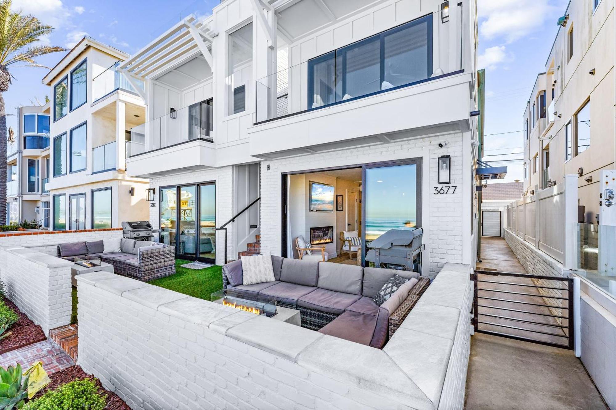 Luxury Ground S Oceanfront Unit With Boardwalk Lounge Firepit - Ac Holiday home *