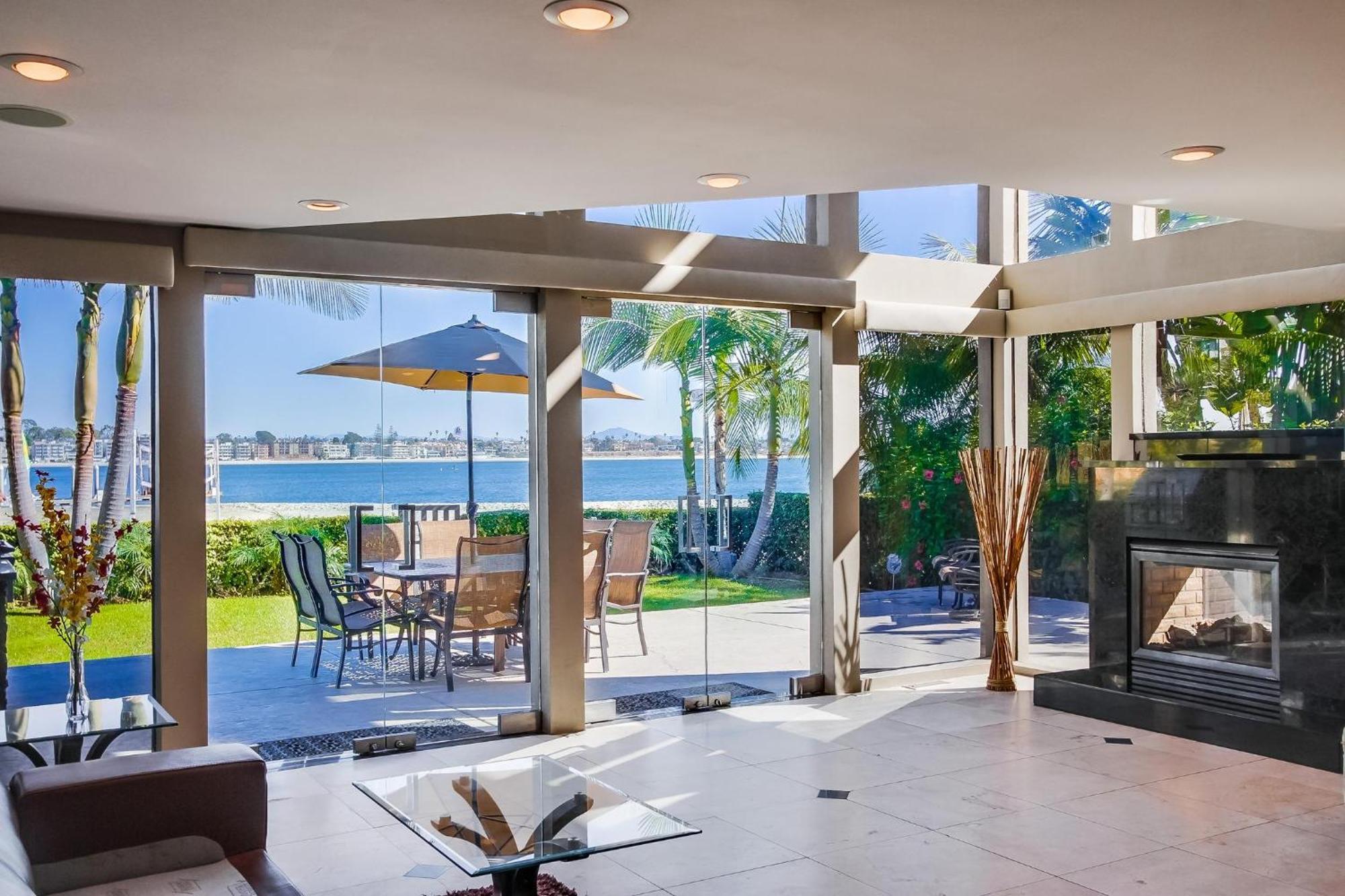 Holiday home B5172 On The Bay - 7 Bedroom San Diego