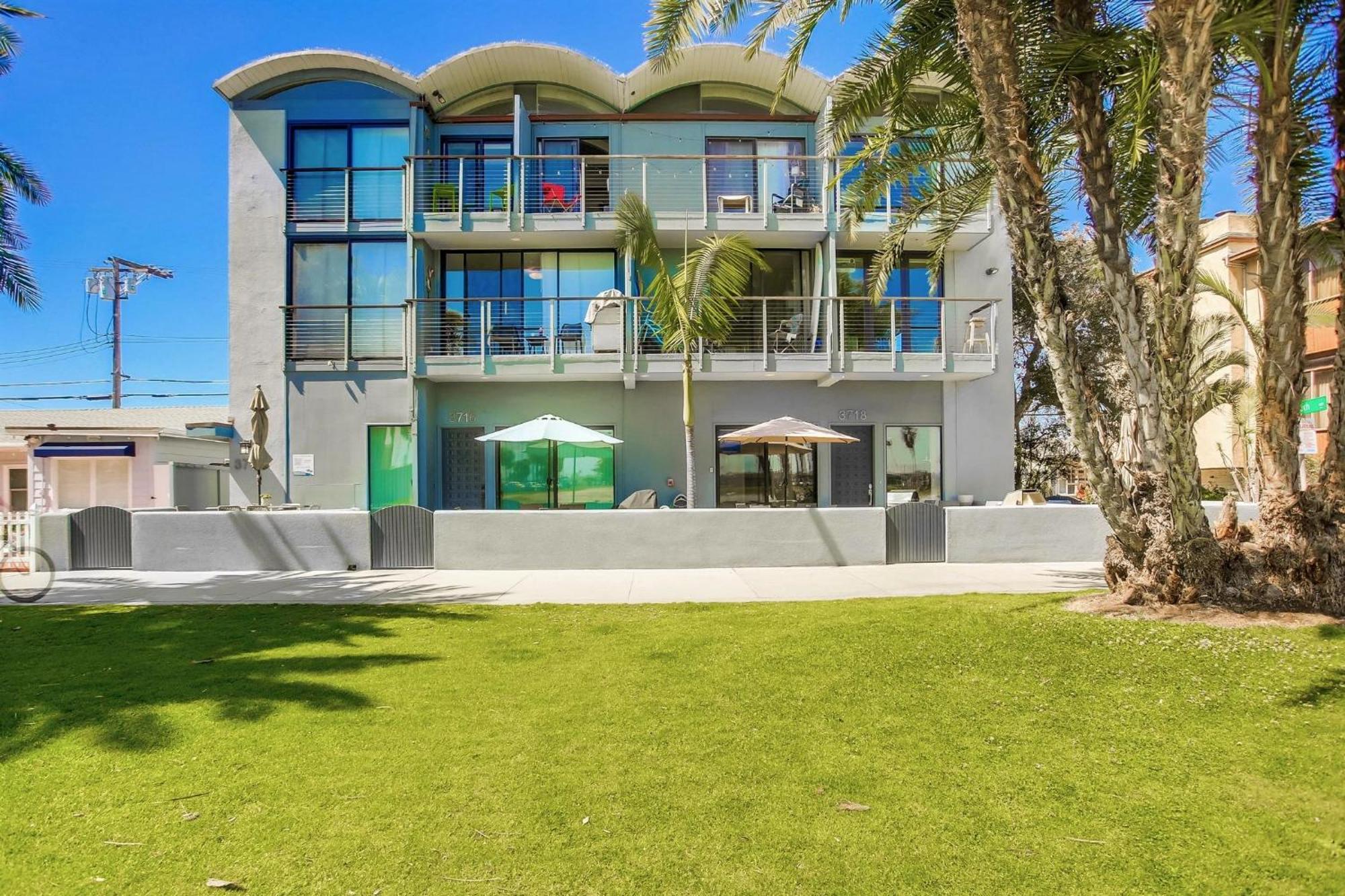 Apartment B5236 Paradise Retreat *