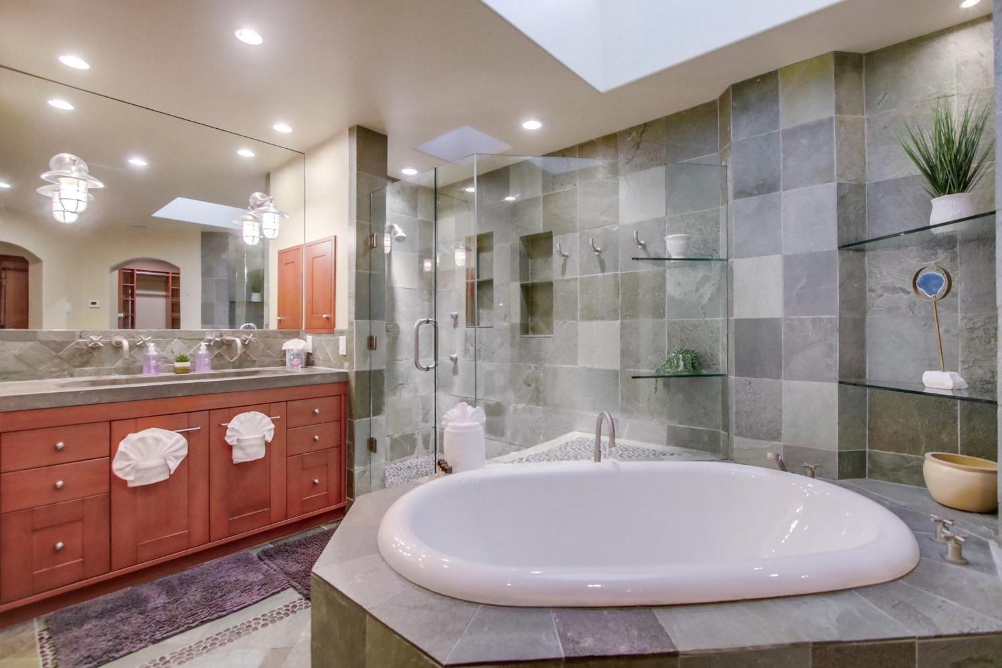 B5362 Tidewater Holiday home