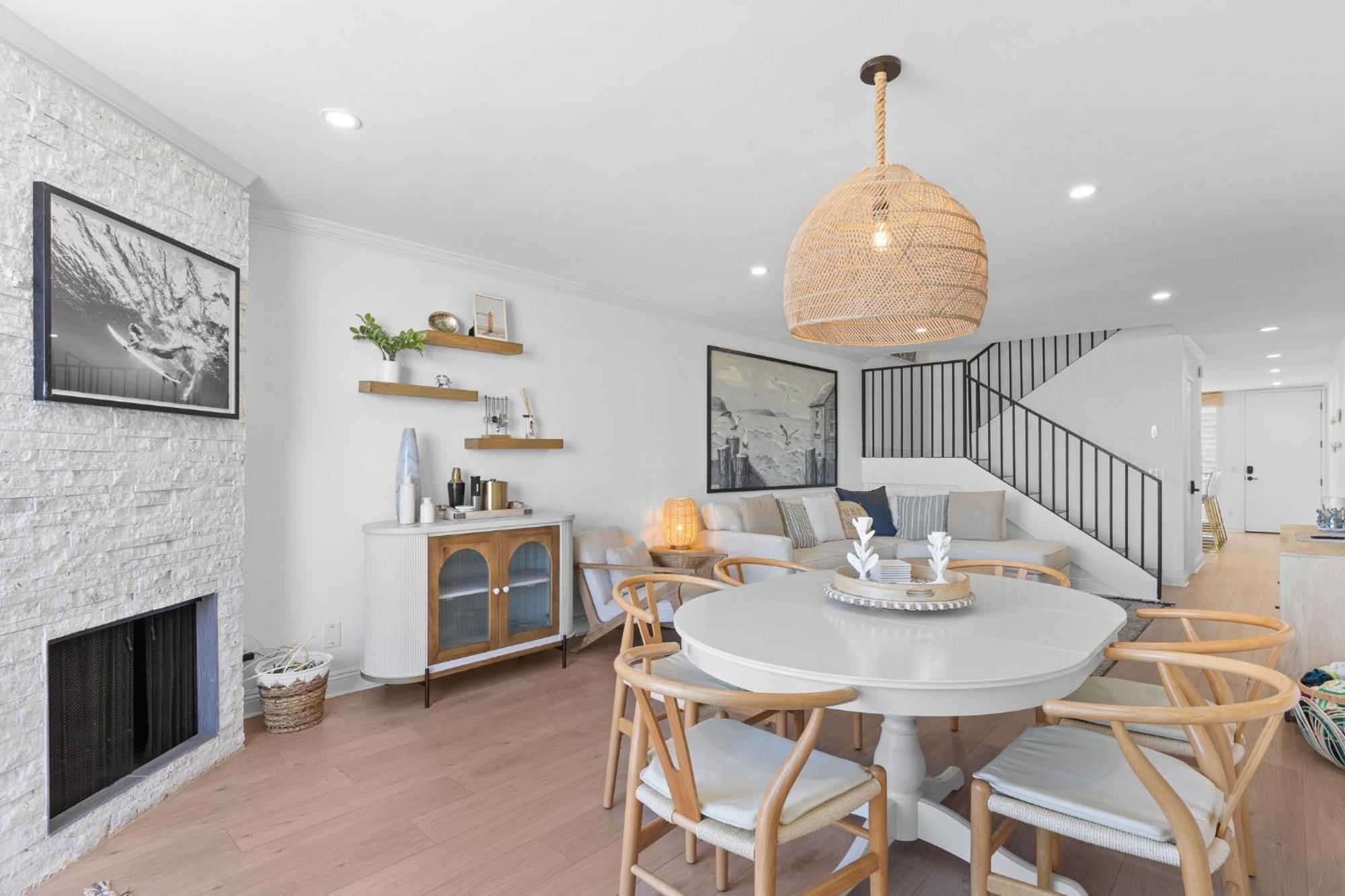 Apartment B5374 Breeze Mission *