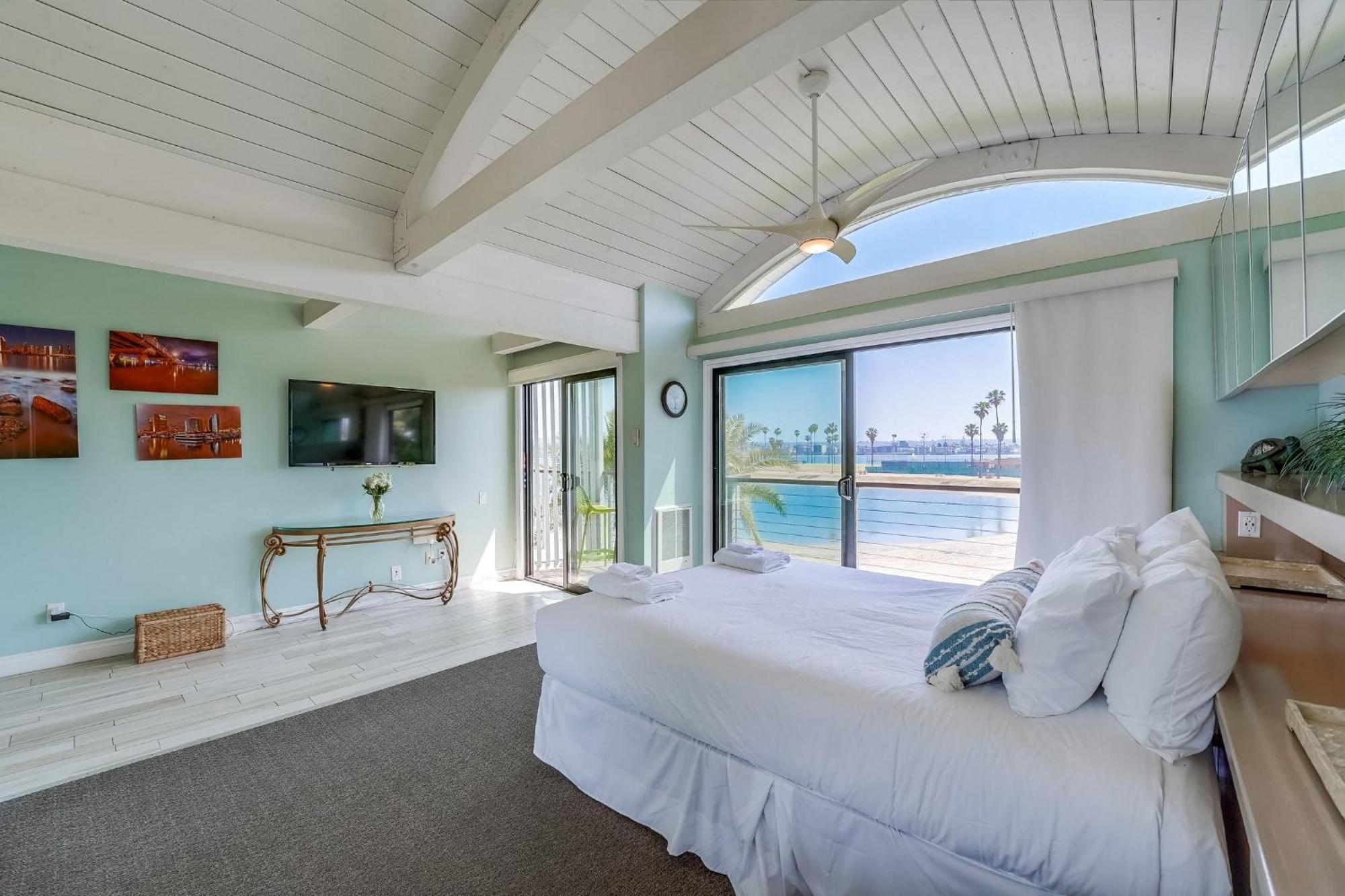 Apartment B5235 Mai Tai House *