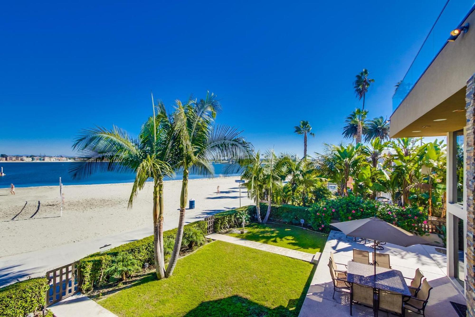 B5172 On The Bay - 7 Bedroom Holiday home San Diego