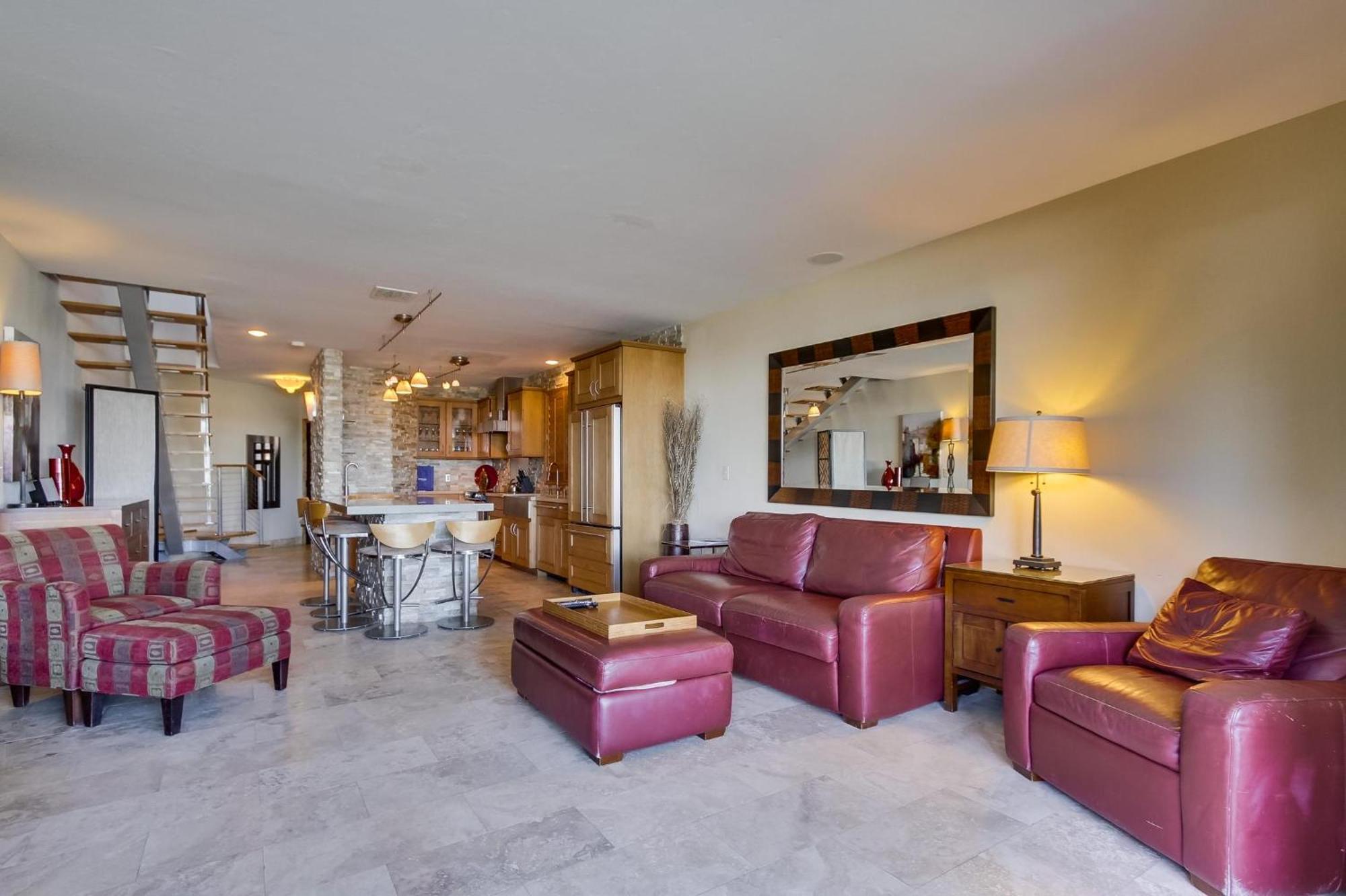 B5172 On The Bay - 7 Bedroom Holiday home *