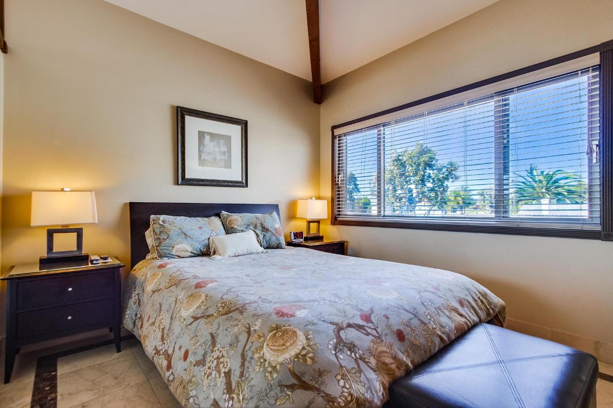B5172 On The Bay - 7 Bedroom Holiday home San Diego