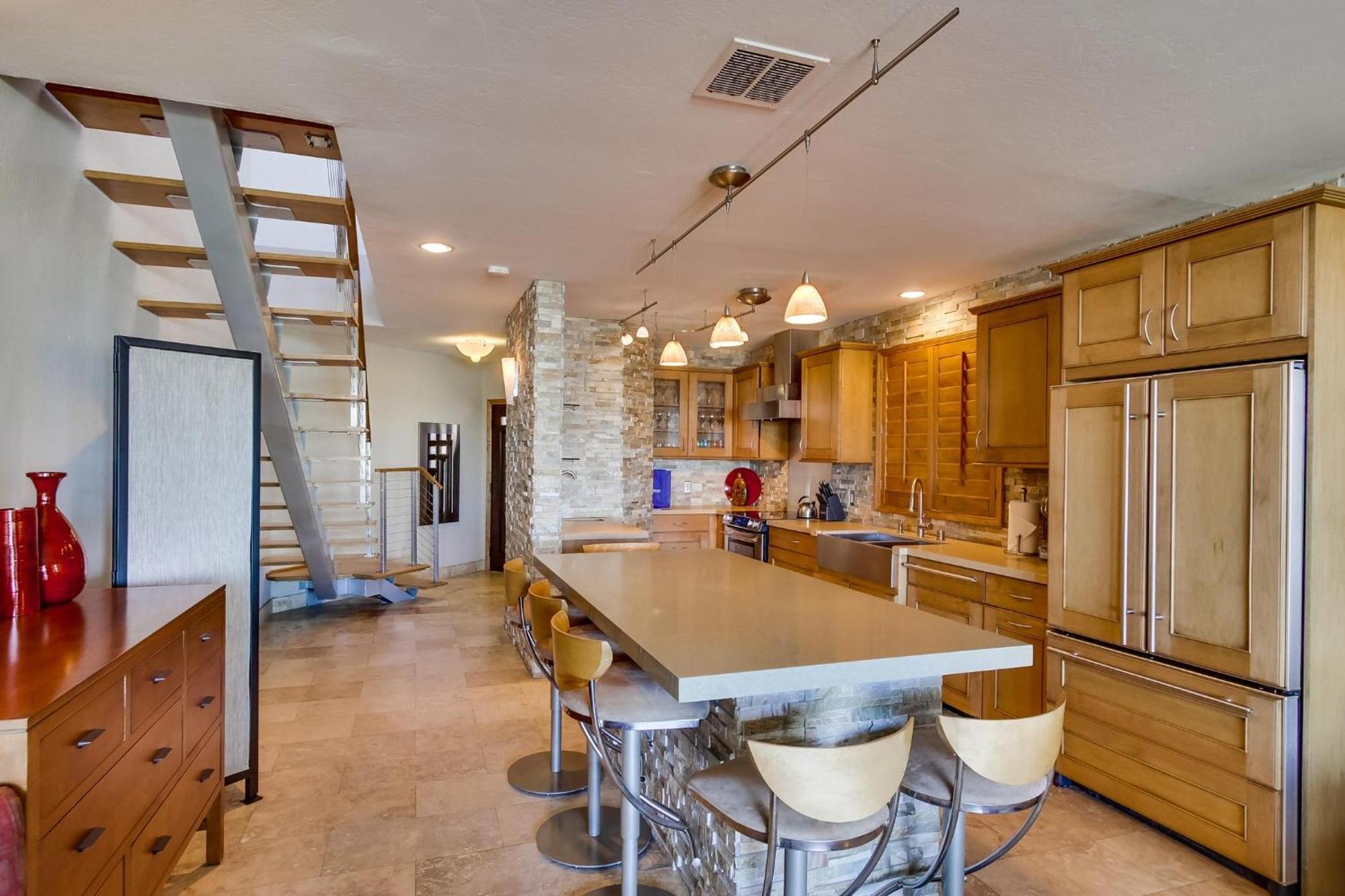 B5172 On The Bay - 7 Bedroom Holiday home