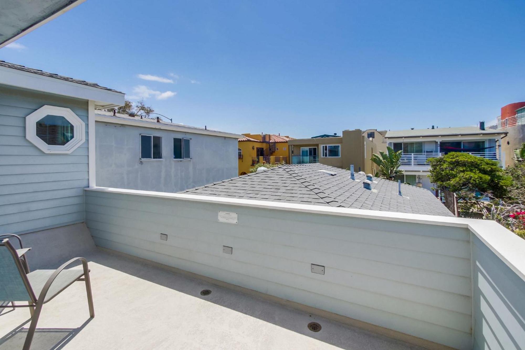 B5089 Seascape House *