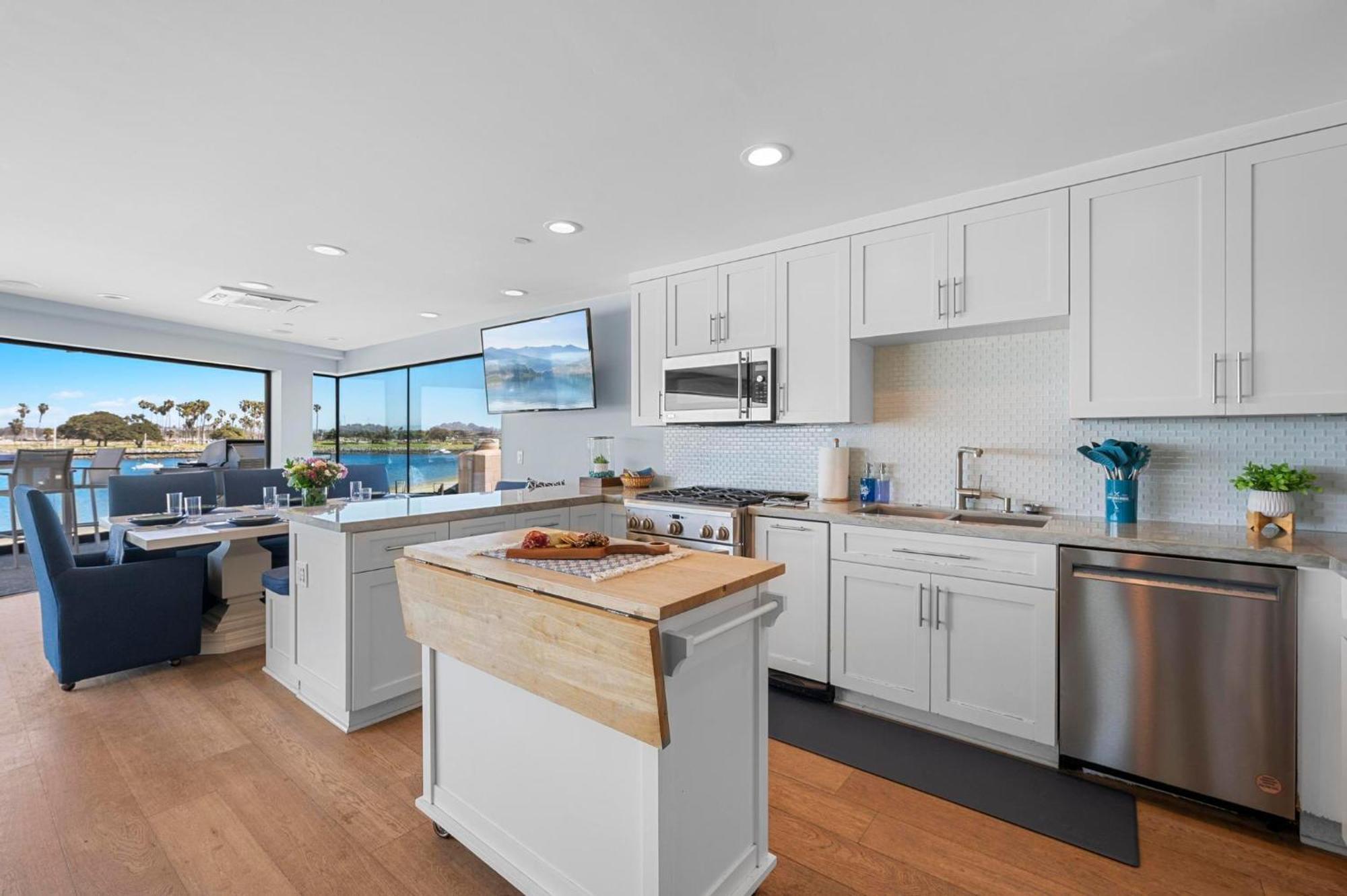 B5396 Bayside Retreat *