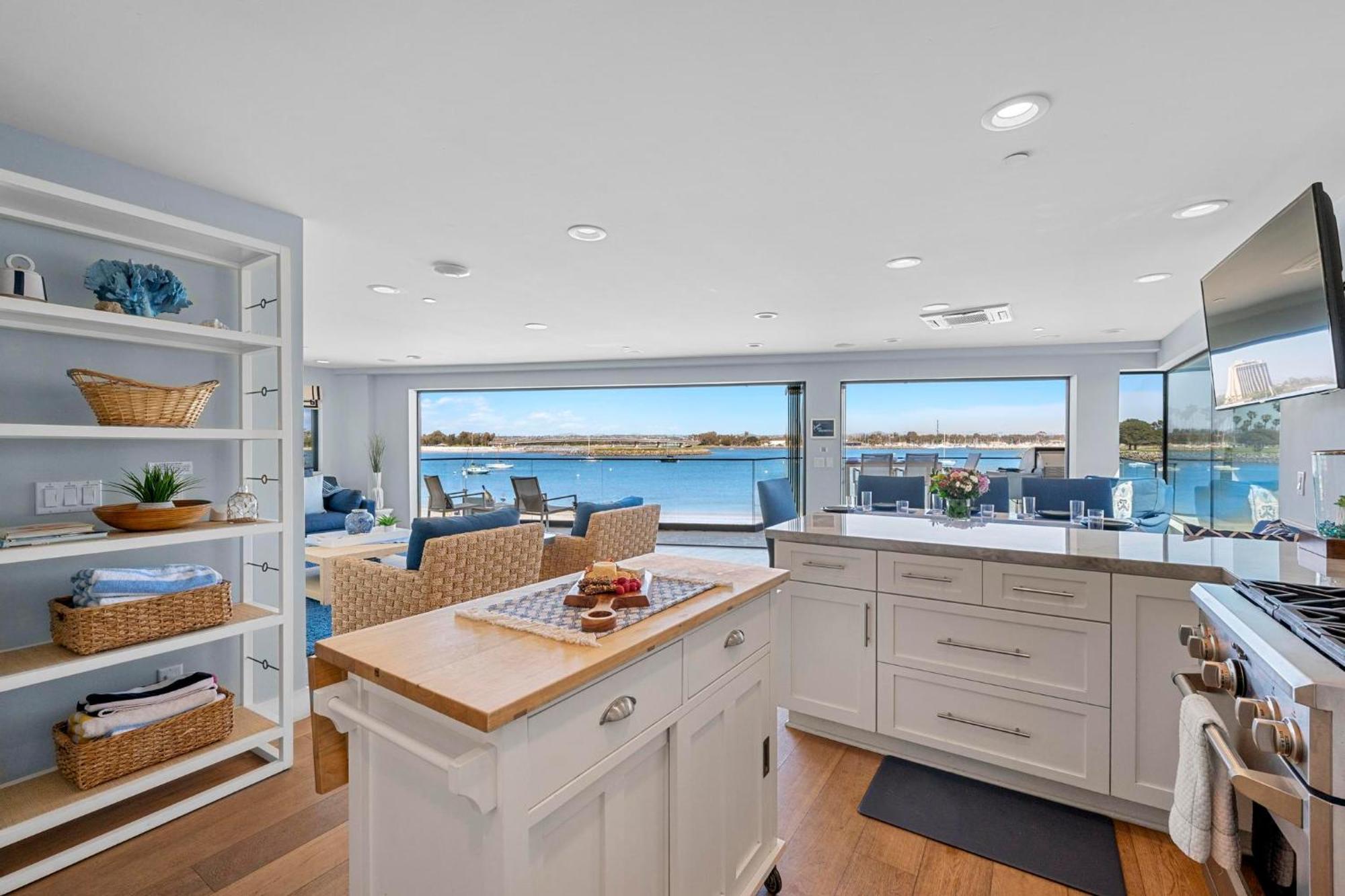 B5396 Bayside Retreat Apartment