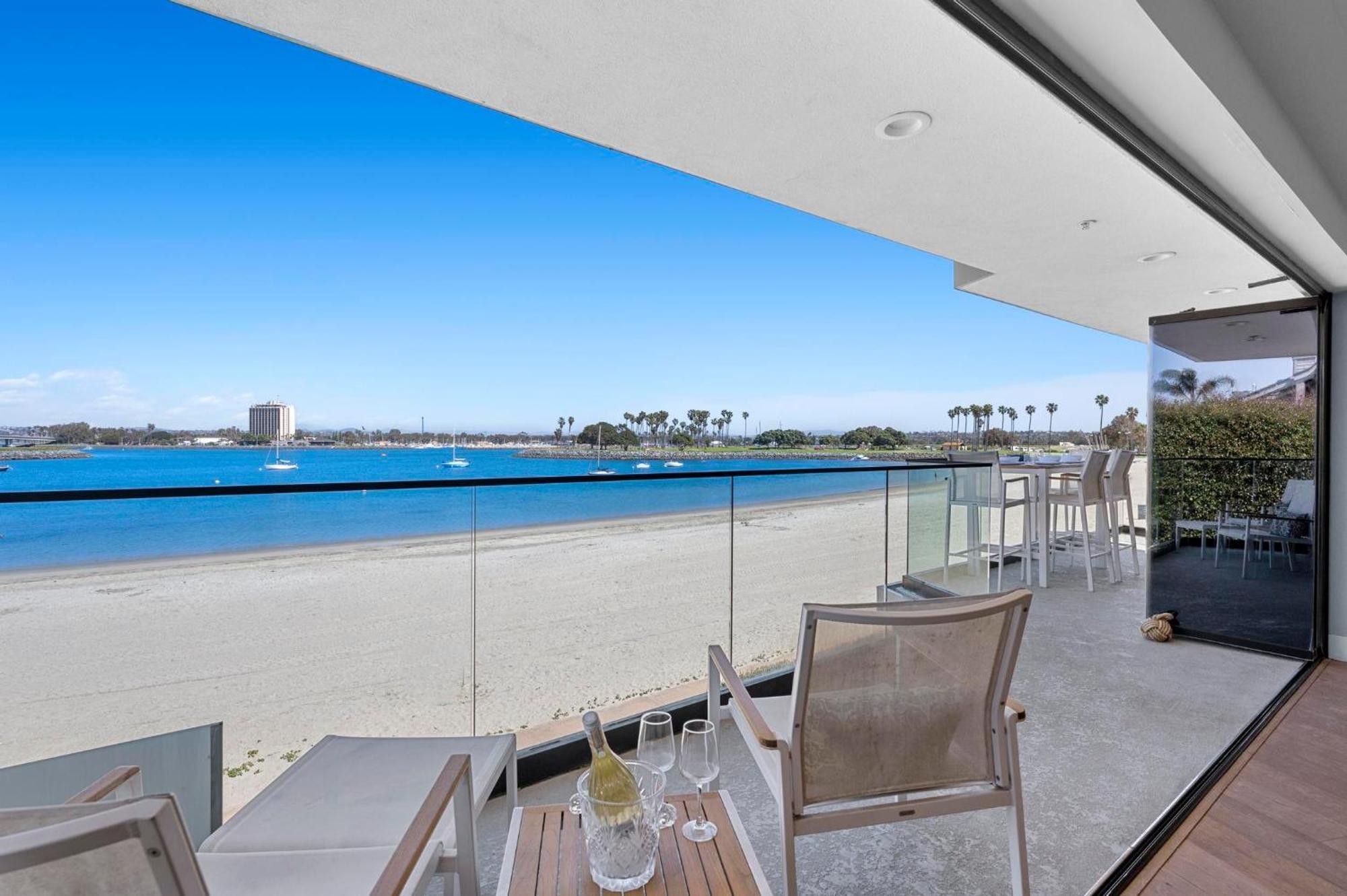 B5396 Bayside Retreat Apartment
